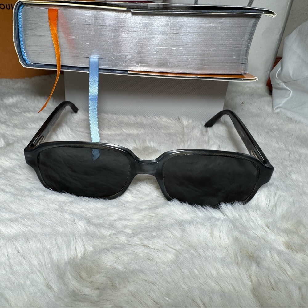 Gucci GG 1168 frames  please read